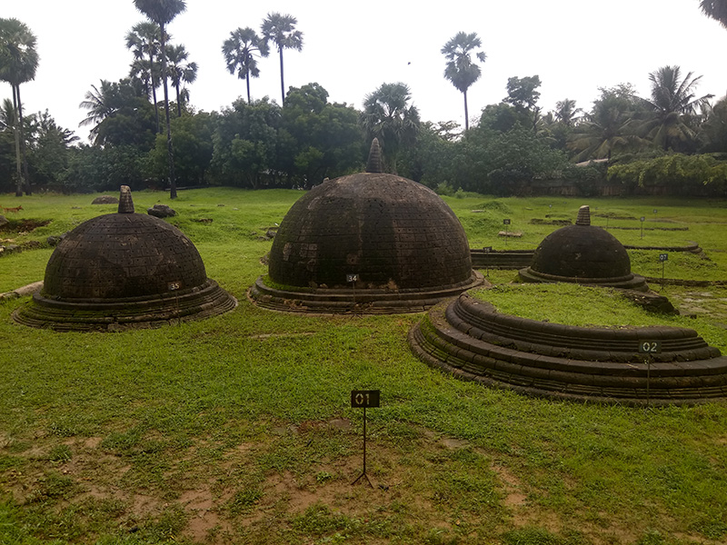 Penampakan Kantharodai Ruins. Kuil atau makam?
