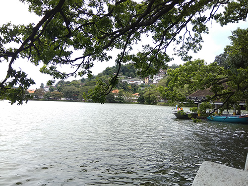 Danau Kandy