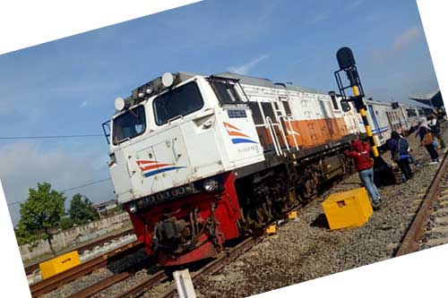 Daftar Dan Rute Kereta Api Lokal Di Jawa Timur